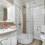Villa Bartona For 8 Persons With Private Swimmingpool